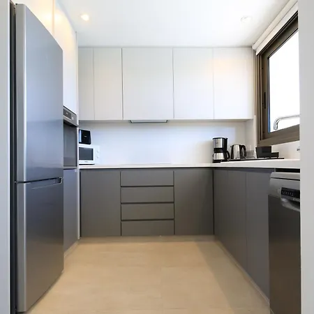 Phaedrus Living Serenity Waves No20 لارنكا